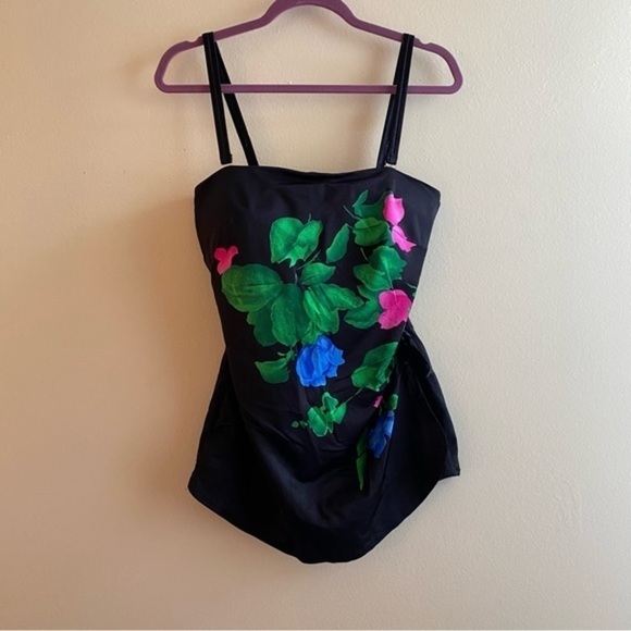 Roxanne Other - 1980s Roxanne Floral Skirted Swimsuit Size 18/40C